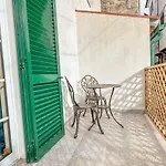 Poets Tavern & Avô