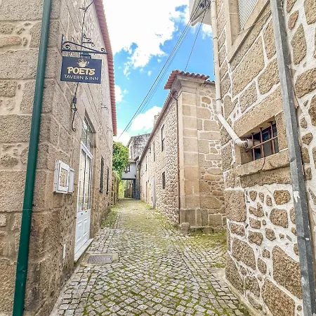 Poets Tavern & Vendégház Avô